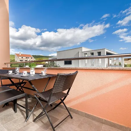 Massimo Brooklyn Apartman Sovlje