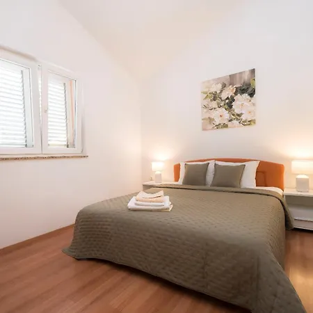 Massimo Brooklyn Sovlje