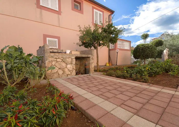 Massimo Brooklyn Tribalj