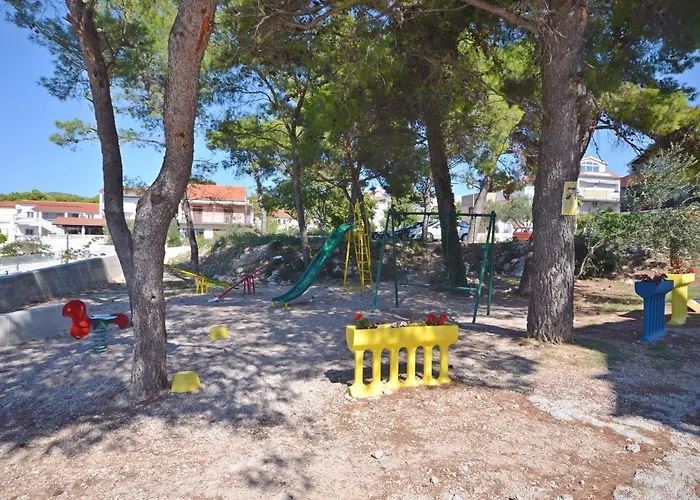 Massimo Brooklyn Tribalj